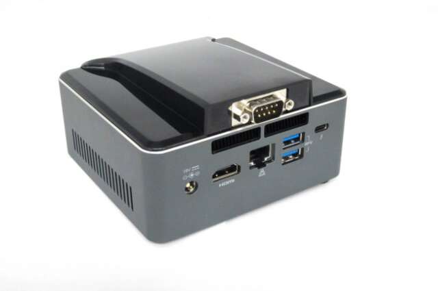 نقد و بررسی کامپیوتر کوچک اینتل NUC8i3BEH