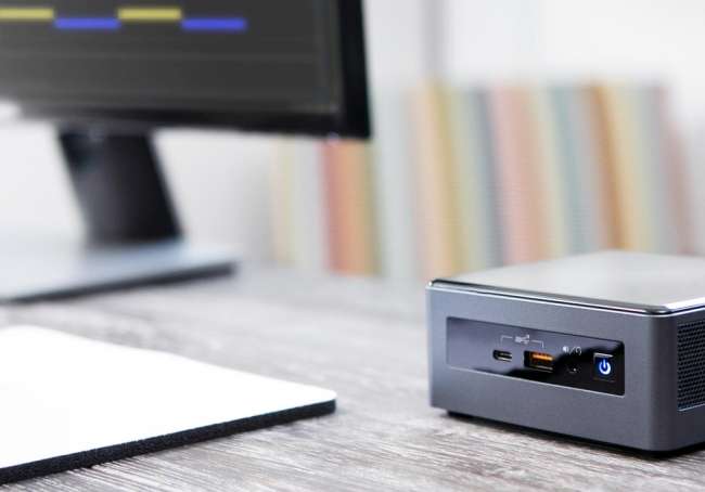 نقد و بررسی کامپیوتر کوچک اینتل NUC8i3BEH