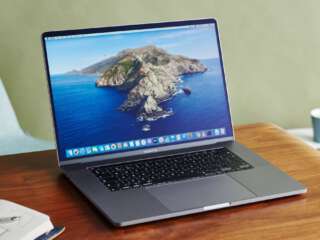 پشتیبانی نسخه جدید لپتاپ MacBook Pro اپل از پردازشگر گرافیکی مجزای Radeon Pro 5000M